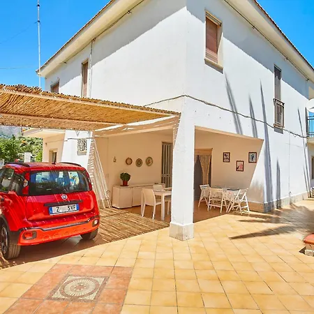 Villa Azzurra A Pochi Passi Dal Mare